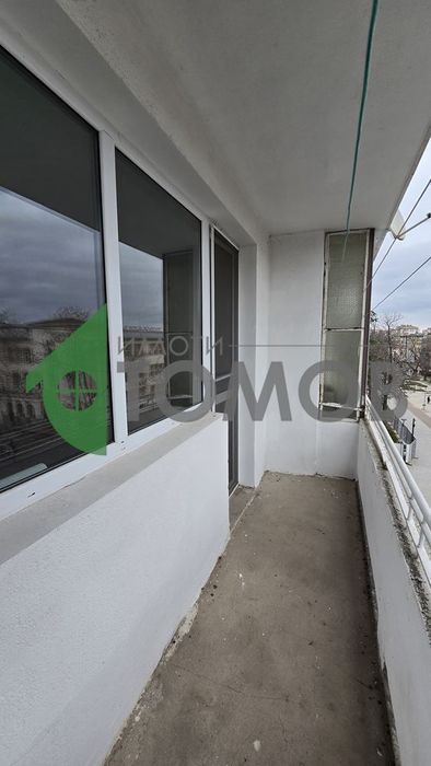 Едностаен апартамент с кухня в Централната градска част