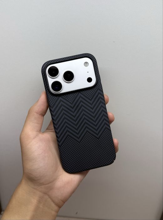 iPhone 14 Pro (17 Pro korpus)