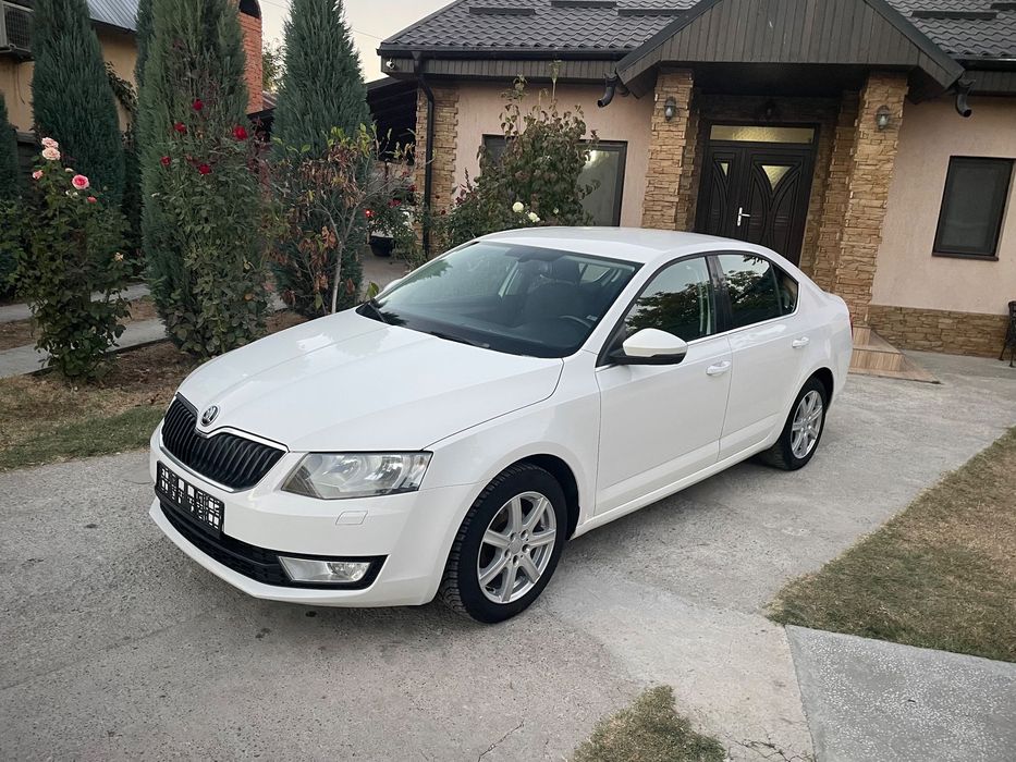 Skoda Octavia Skoda/Octavia/3/Berlina/Webasto/Senz/Park/Navi/Sc/Incalzite/2015/