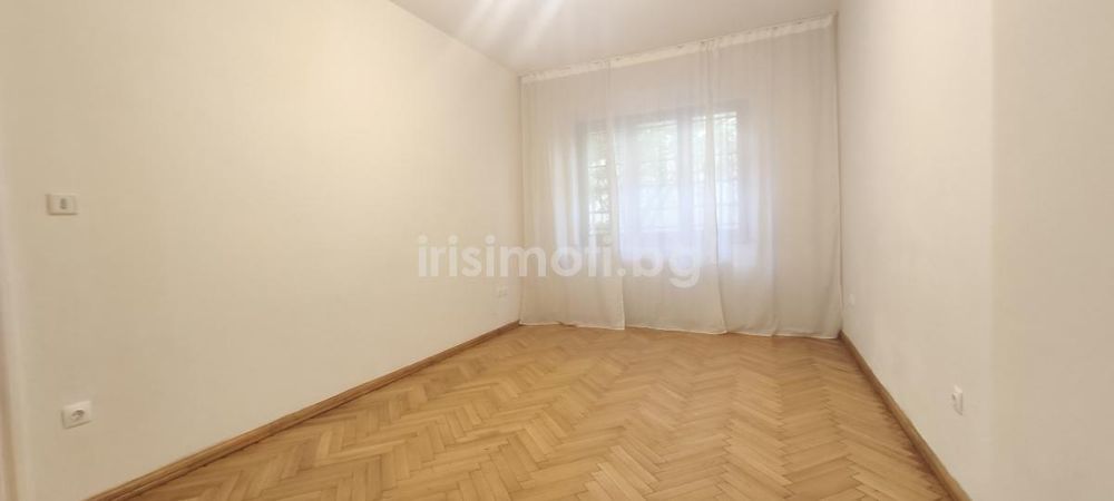 Дава се под наем Офис в София, Център - 160 кв.м за 1500 € - Снимка #8