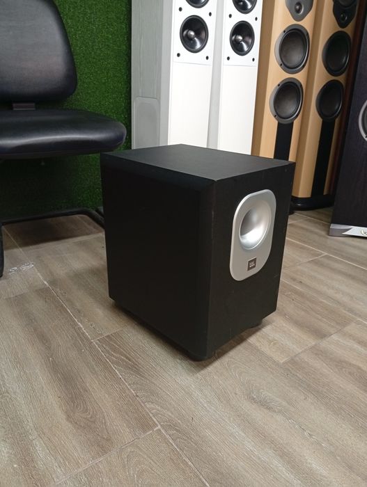 Активен субуфер JBL sub 200/230