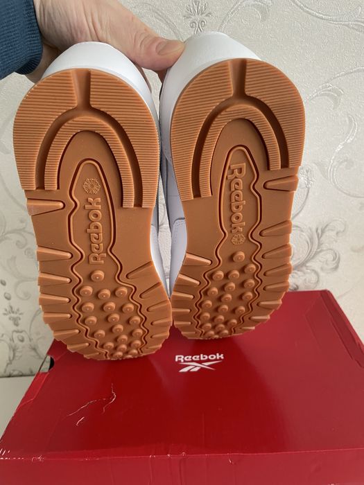 Кроссовки Reebok