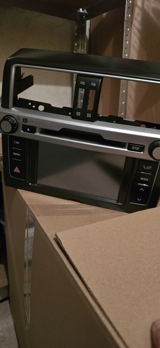 Мултимедия за Toyota Land Cruiser 2015г