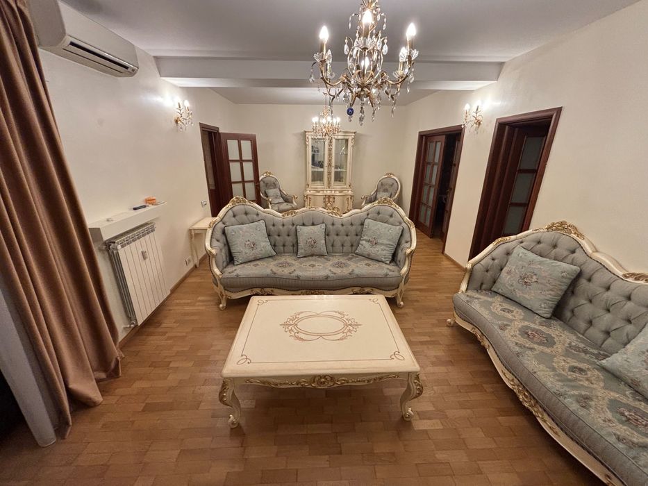 Canapea baroc de 3 persoane