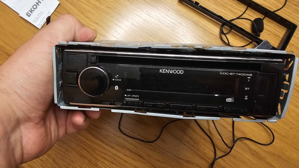 Kenwood KDC-BT740DAB висок клас авторадио със CD/USB, Handsfree, Bluetooth, Spotify & DAB+
