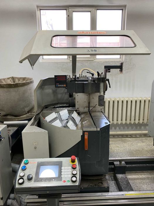 Двухголовочная усорезная пила elumatec DG 244