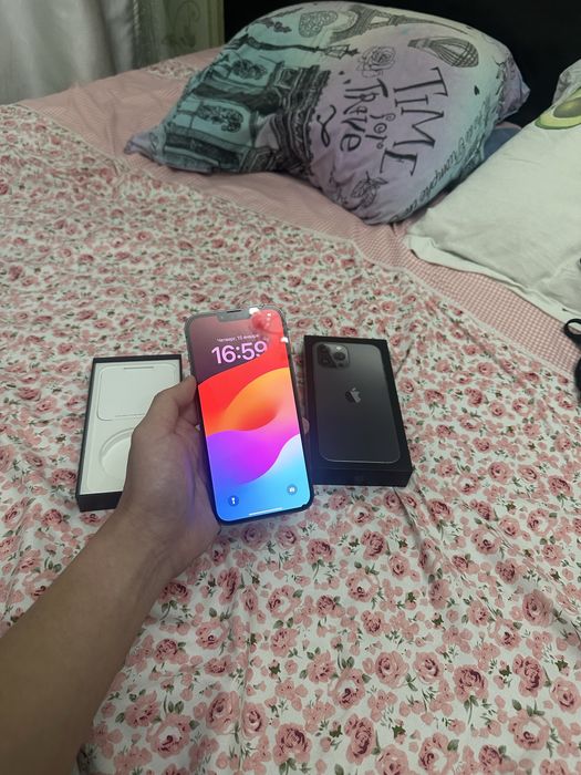 Продам iPhone 13 Pro Max в идеальном состояние
