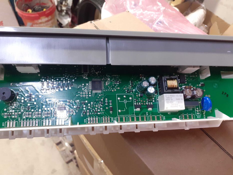 Продавам платка за хладилник SIEMENS