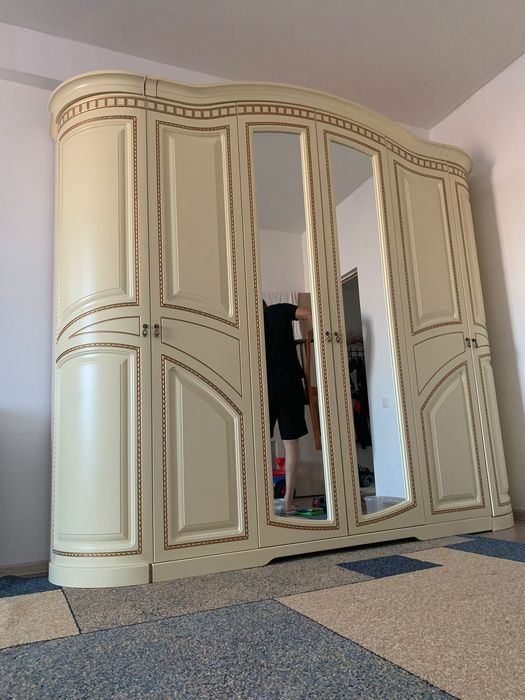 Продается шкаф,стенка