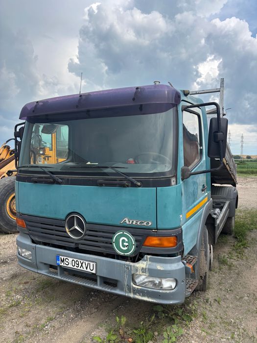 Autobasculanta Mercedes benz