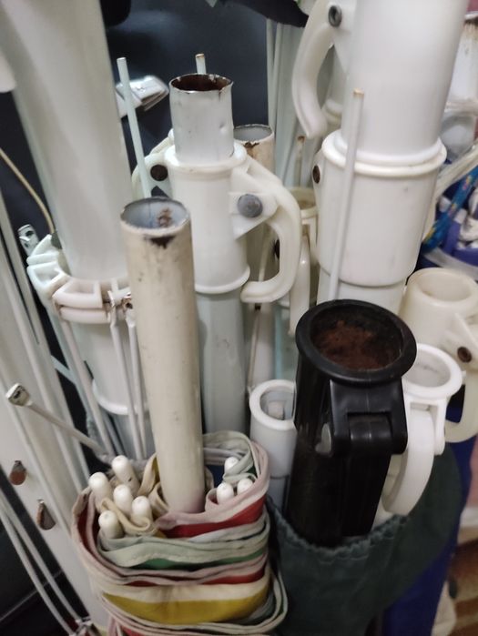 Продавам плажни чадъри и части