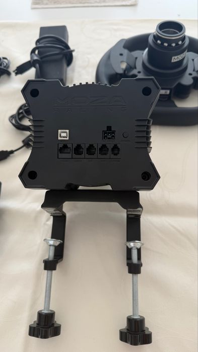 Moza Racing R5 bundle