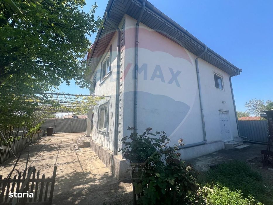 Casă 6 camere Jorasti