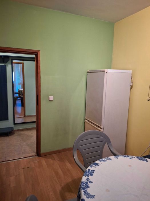 Дава се под наем Тристаен апартамент в Варна, Център - 75 кв.м за 450 € - Снимка #12