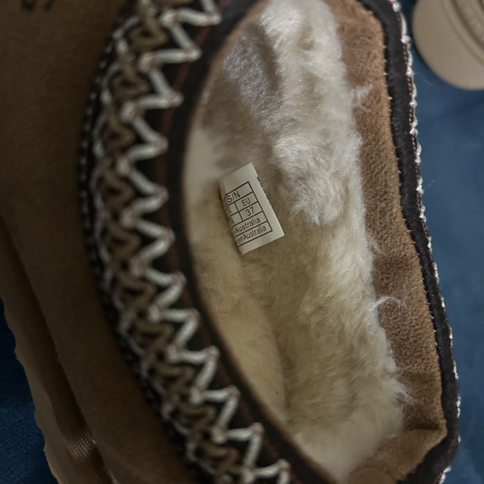 Pantofi/Ghete UGG Femei
