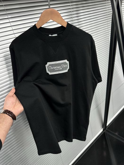 Мъжки тениски различни модели