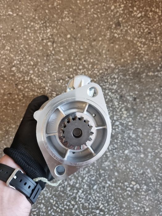 Electromotor nou Yanmar B37 B22 B33 B32 B27
VIO 40 45 55