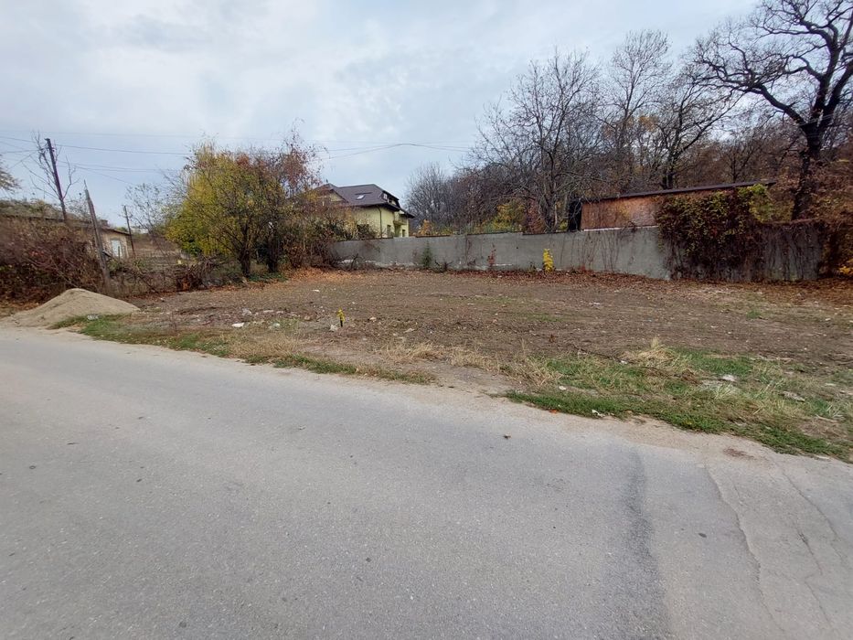 Teren lângă conacul Belu Urlati Prahova