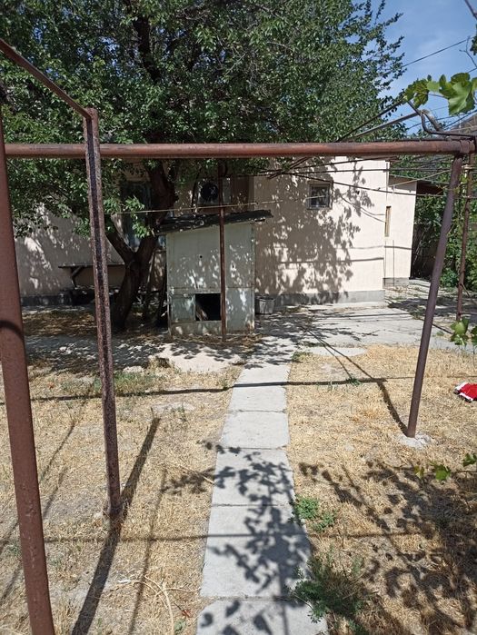 Дом 3-хкомн, р-н зелёный ковер