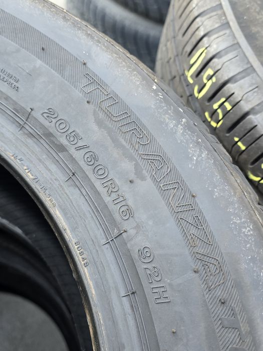 4 Броя 205/60/16 Bridgestone 7mm КАТО НОВИ