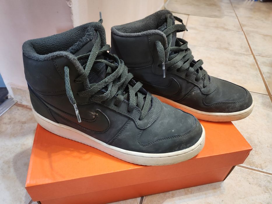 Маратонки - Кецове  Nike