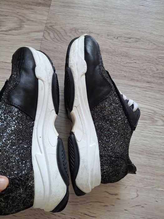 Adidasi piele 35