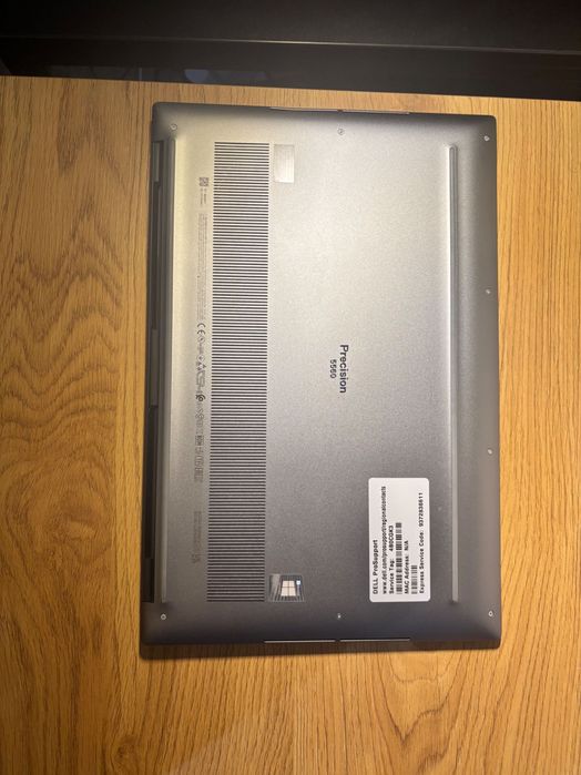 Dell Precision 5560 i9 RTX A2000