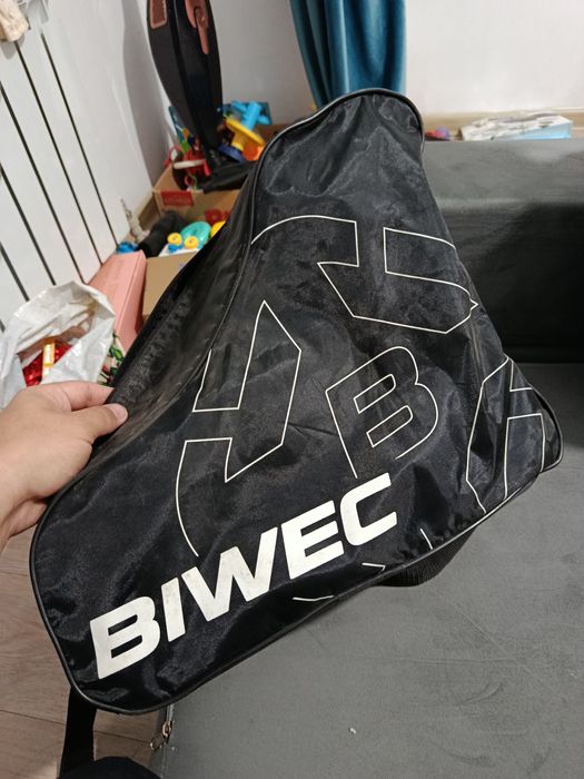 Коньки хоккейные Biwec