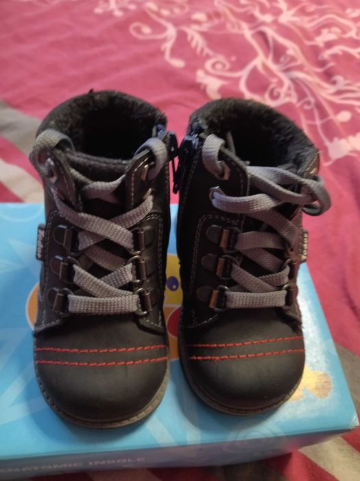 Бебешки кожени обувки Todor 20 номер