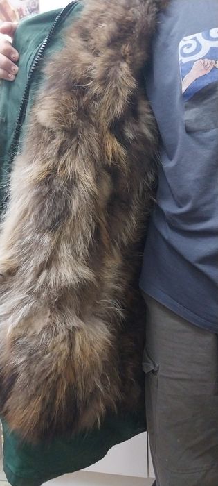 Продам парку в хорошем состоянии.