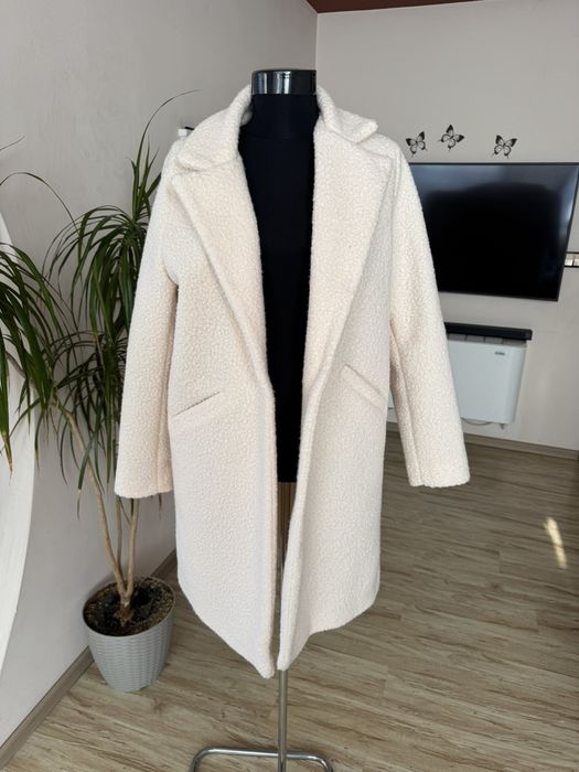 Зимно елегантно палто ново