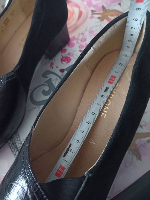 Pantofi damă mărimea 37 - reduceri la loturi!