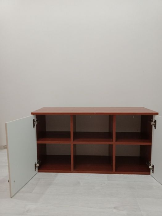 Навесная универсальная полка