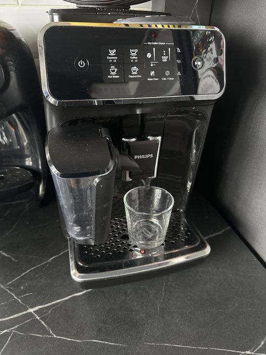 Vand Esspresor automat Philips EP2231/40 Sistem Latte Go