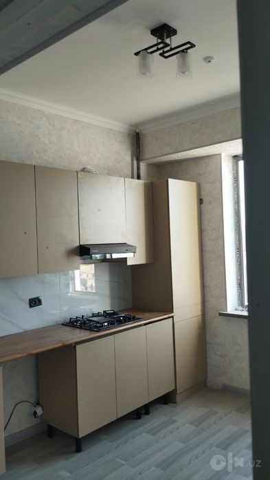 Продаётся Сергели 2/2/3