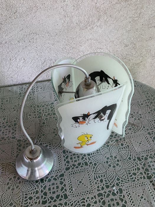 Полилей за детска стая