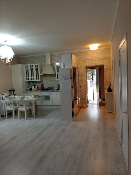 Продам 4 ком дом 96 м2. 2015 года в районе парка Кирова