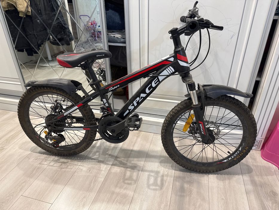 Велосипед.  почти новый. Детский.