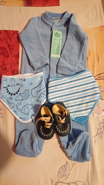 Set bebeluș mărimea 74 + transport gratuit