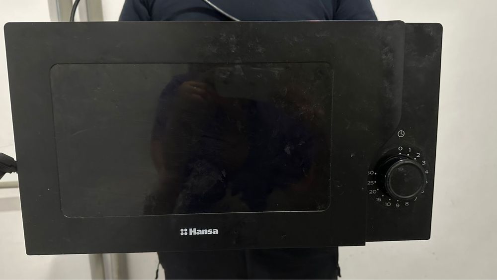 Микроволновая печь Hansa