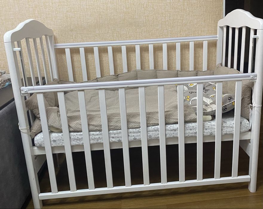 Кроватка детская