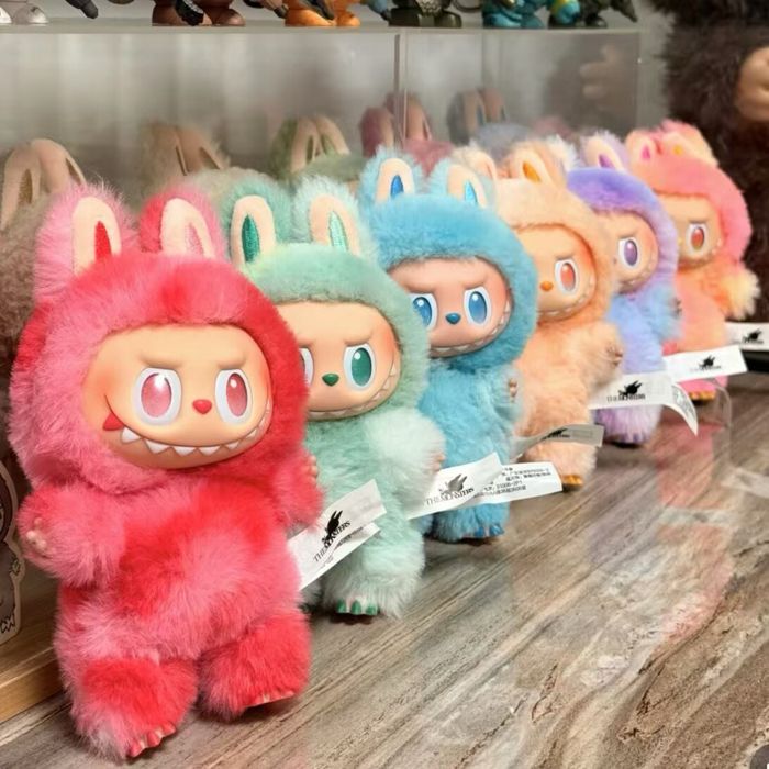 Labubu Big into Energy 17cm, Лабубу ключодържател, Pop Mart