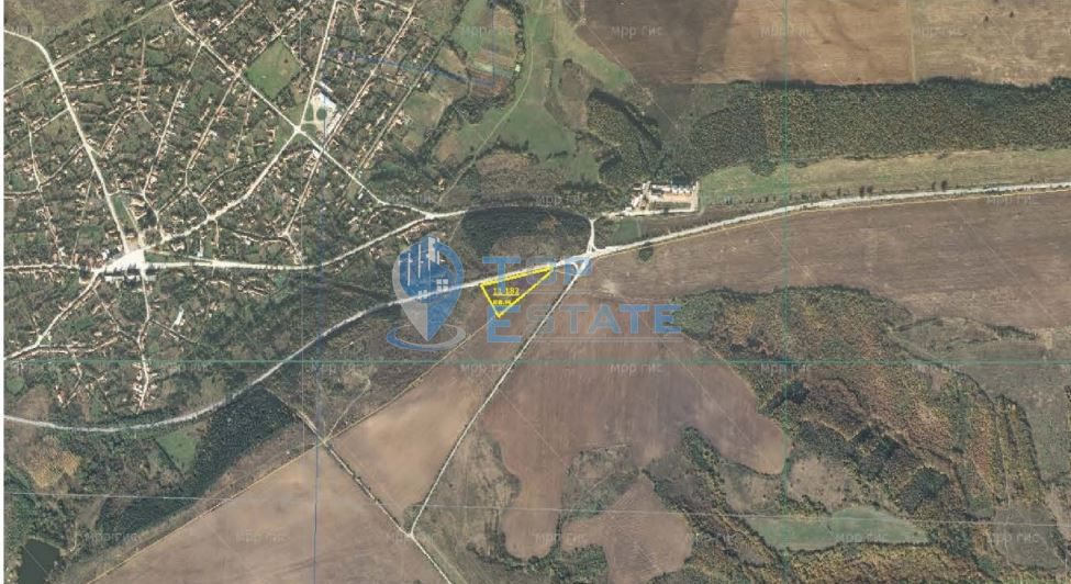 Продава се Парцел в с. Балван, Област Велико Търново - 11182 кв.м за 7 €/кв.м - Снимка #3