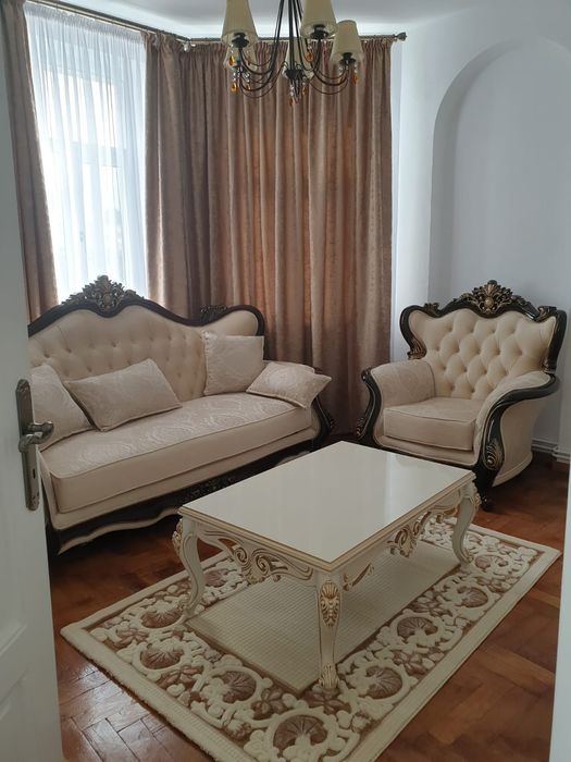Inchiriez apartament ultracentral, langa primaria Craiova