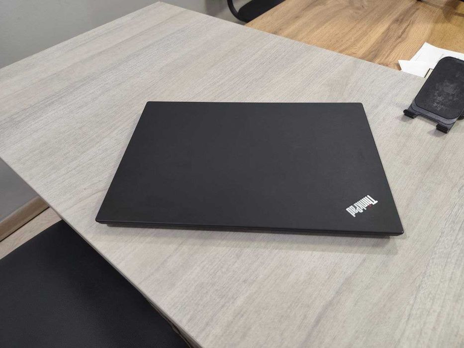 Lenovo ThinkPad T14 - 32GB / 512GB (Yevropa versiyasi)