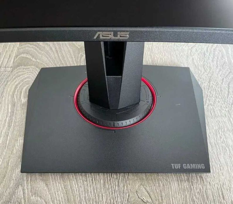 Почти неизползван 27-инчов геймърски монитор ASUS TUF Curved WQHD 165Hz 1ms