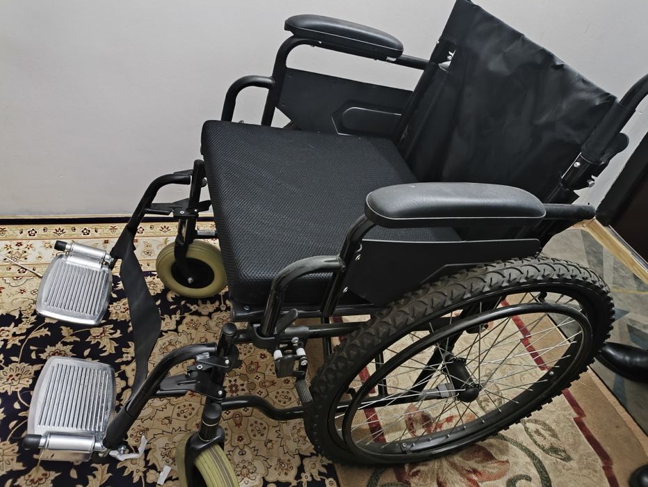 Инвалидная коляска