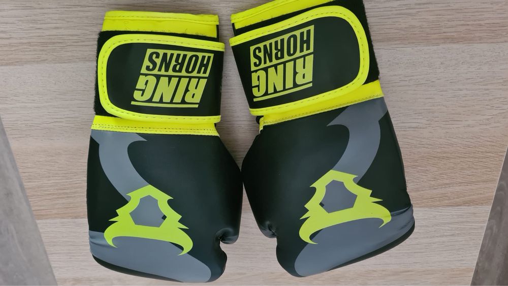 Manusi de box Venum Ringhorns