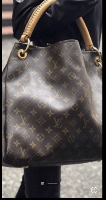 Louiis Vuitton Arts,y ММ