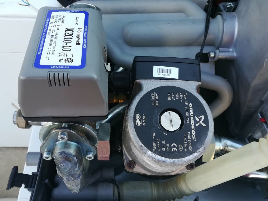 Газов котел BOSCH